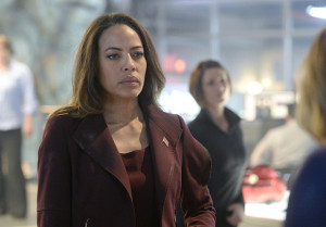 "Strange Visitor From Another Planet" -- Kara must help Hank face his painful past when a White Martian, a member of the alien race that wiped out his people, kidnaps Senator Miranda Crane (Tawny Cypress), an anti-alien politician, on SUPERGIRL, Monday, Jan. 25 (8:00-9:00 PM, ET/PT) on the CBS Television Network. Photo: Darren Michaels/Warner Bros. Entertainment Inc. ÃÂ© 2015 WBEI. All rights reserved.